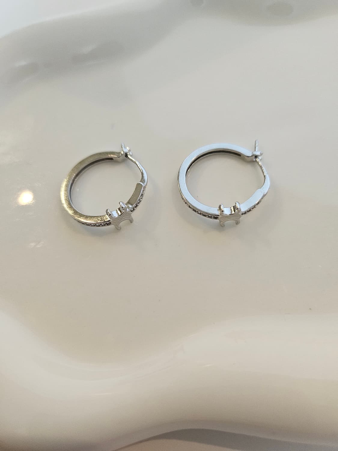 셀린느 라인스톤 후프링 귀걸이 은장 상품이미지5