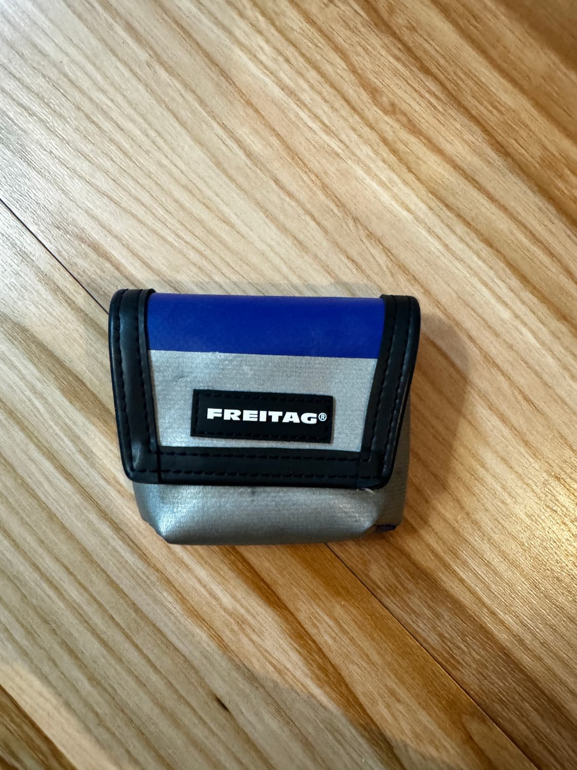 프라이탁 F213 미니메신저백 새상품 팝니다 상품이미지1