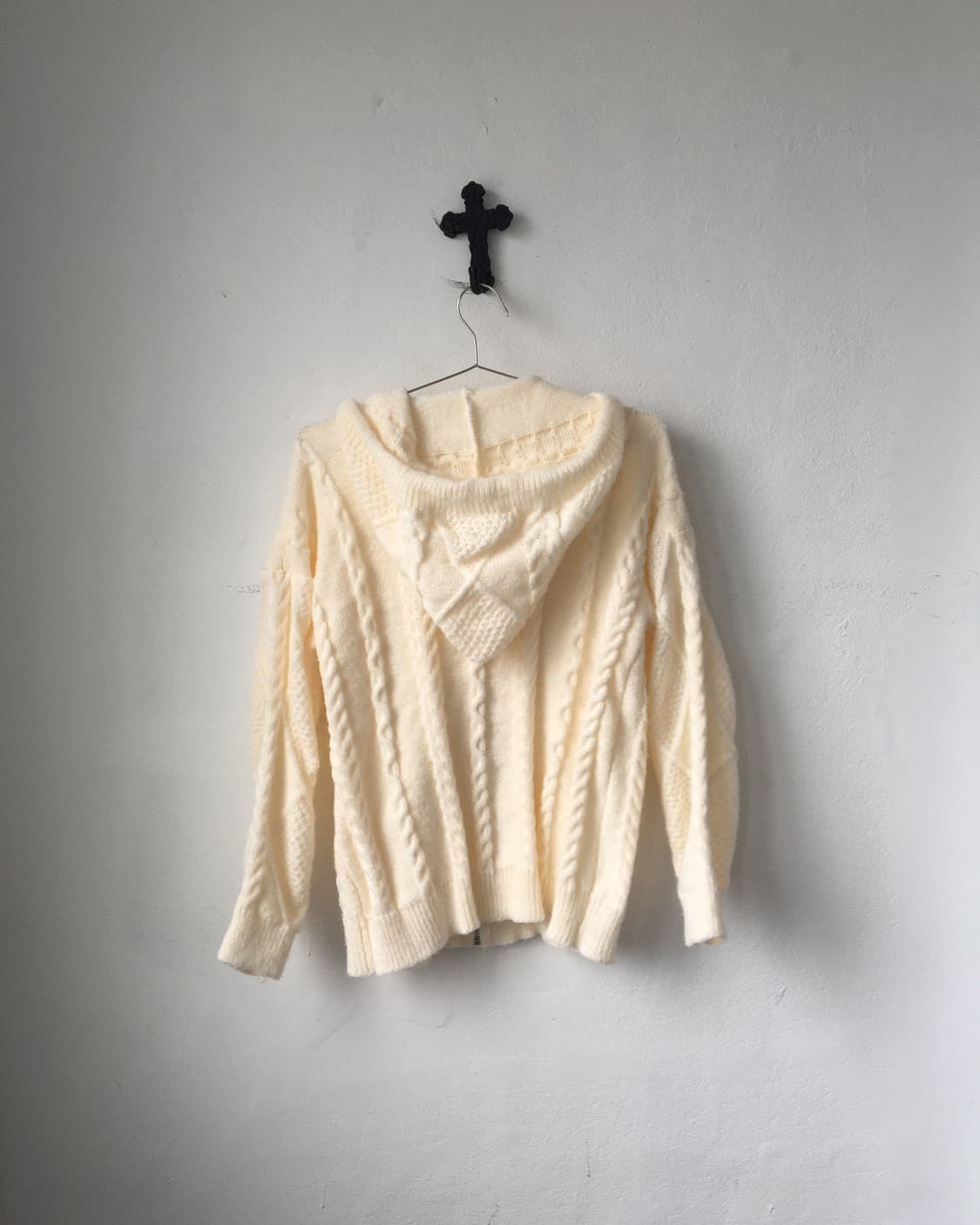 Cable pattern knit hood zip up 상품이미지3