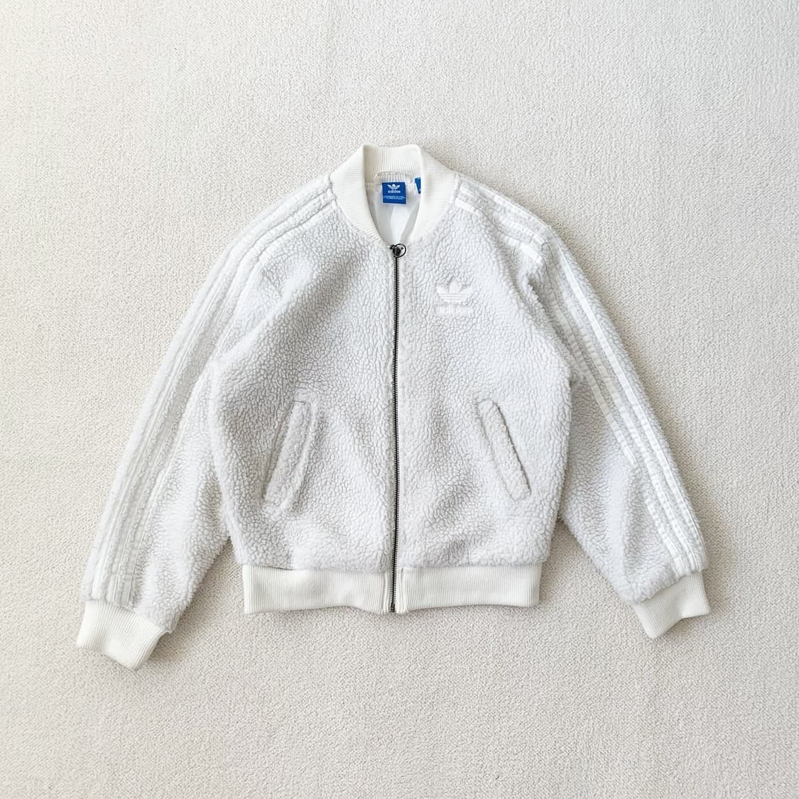 아디다스 파이어버드 화이트 뽀글이 자켓 상품이미지2