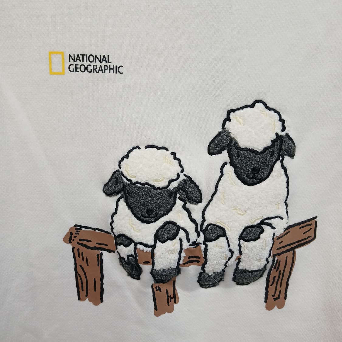 내셔날지오그래픽 기모 맨투맨 상품이미지2