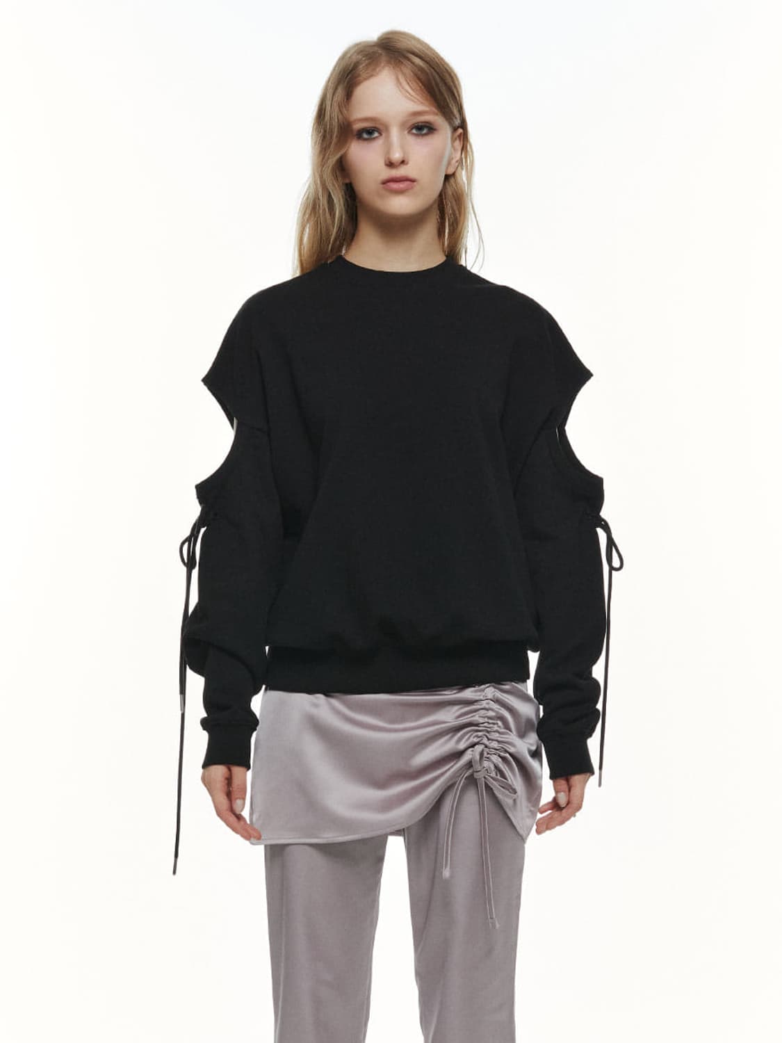 쓰리투에이티 소매트임 맨투맨 (블랙) 새상품 40000 상품이미지1