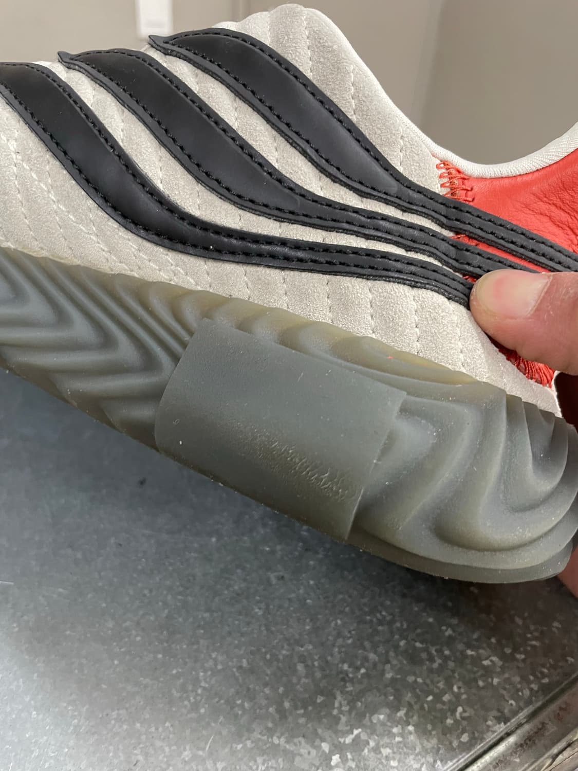 아디다스 소바코프 오프화이트 코어 255 상품이미지8