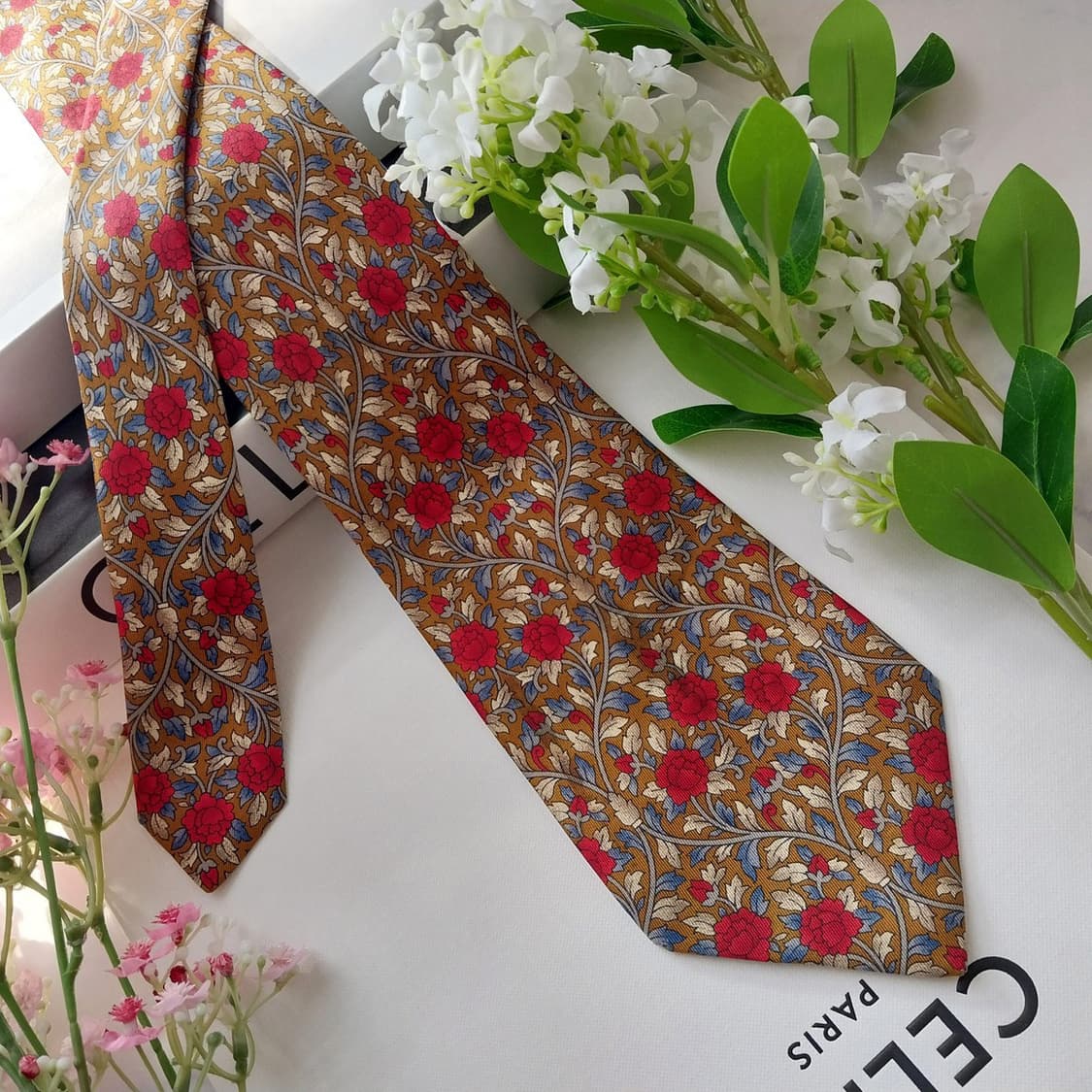 셀린느 실크 브라운 플라워 모티브 넥타이 9.6cm A등급 K1866
 상품이미지3