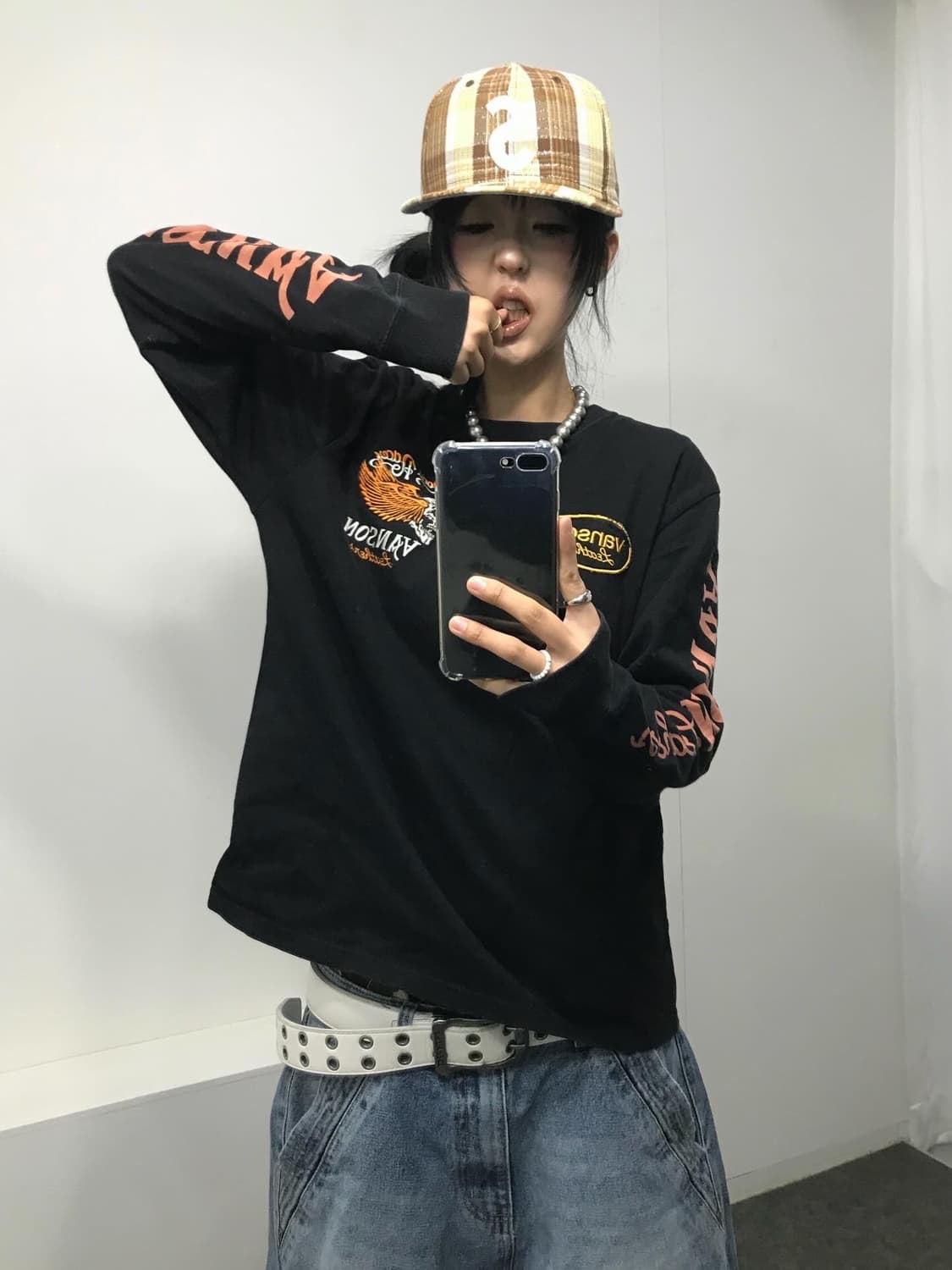 밴슨 핑크 자수패치 스컬 롱슬리브 상품이미지6