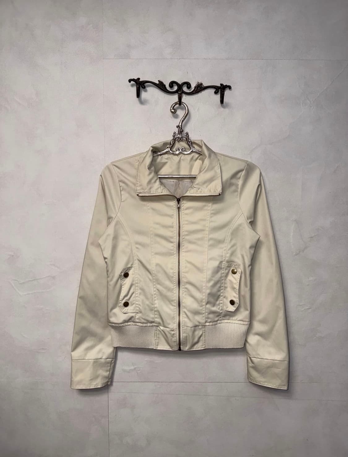 아이보리 디테일 야상 후드집업 상품이미지1