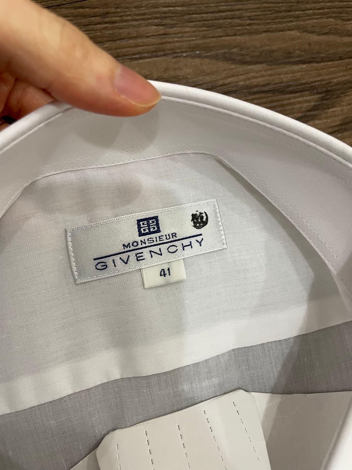 [새상품] 지방시 반팔 셔츠 화이트 상품이미지5