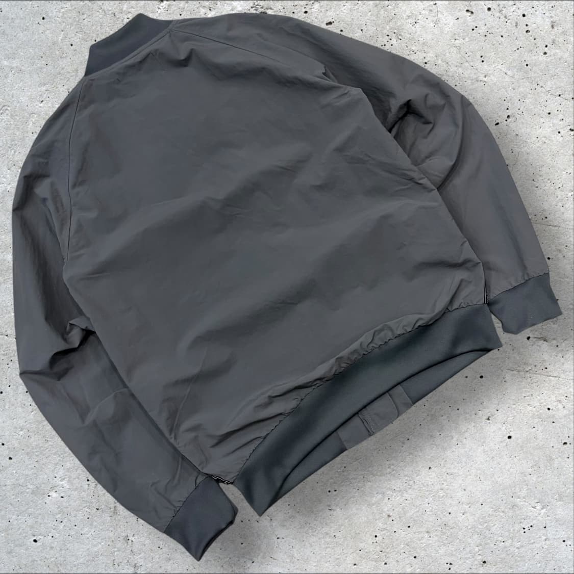 [100] 아디다스 그레이 나일론 포켓 봄버 자켓 B678 상품이미지2