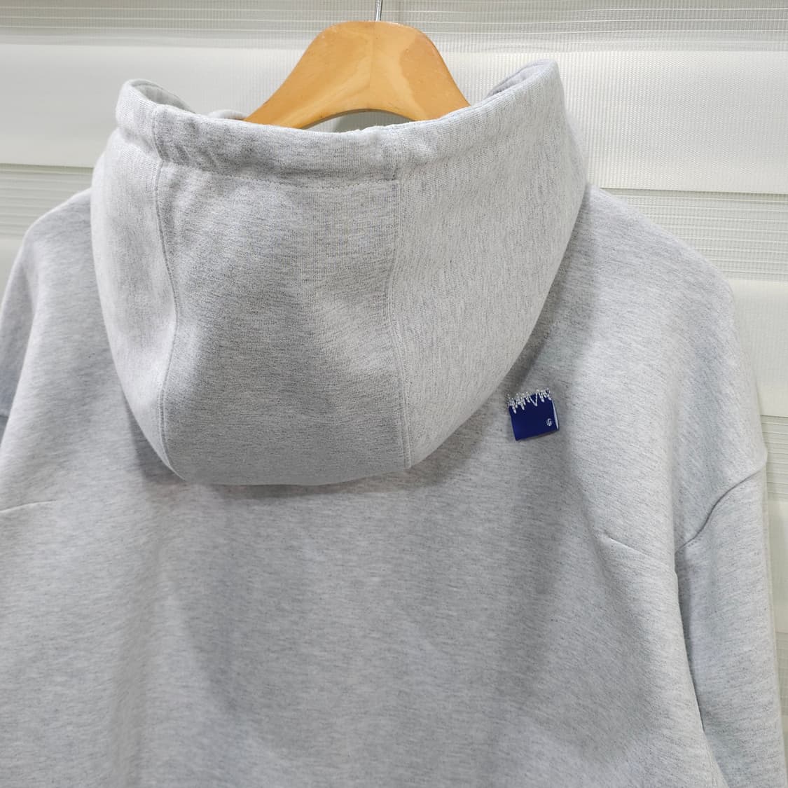 자라 x 아더에러 자수 후드 스웨트셔츠- L-XL 상품이미지8