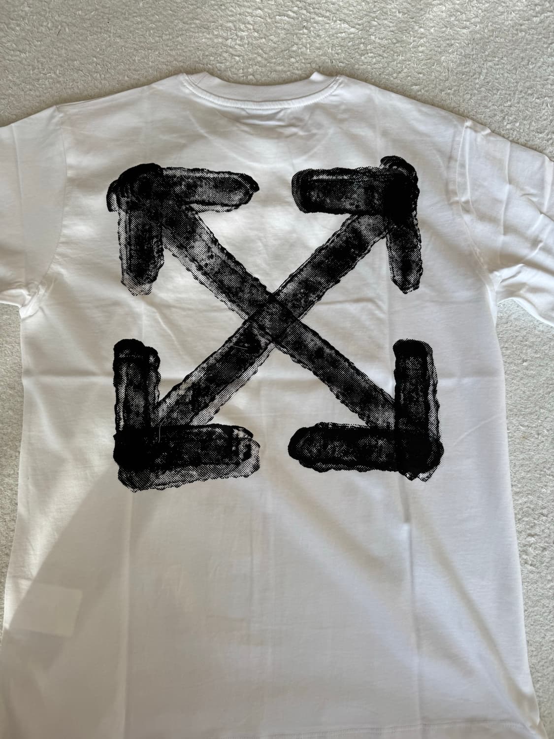 오프화이트 반팔 상품이미지4