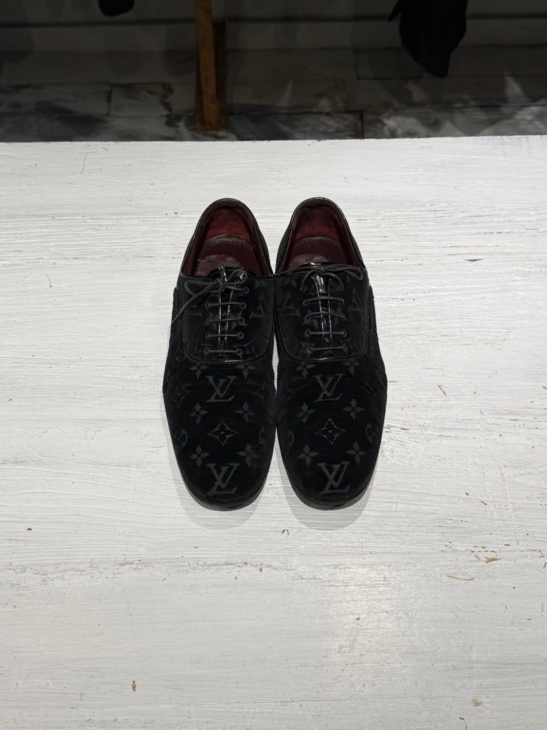 루이비통 블랙 모노그램 벨벳 옥스퍼드 슈즈 상품이미지2