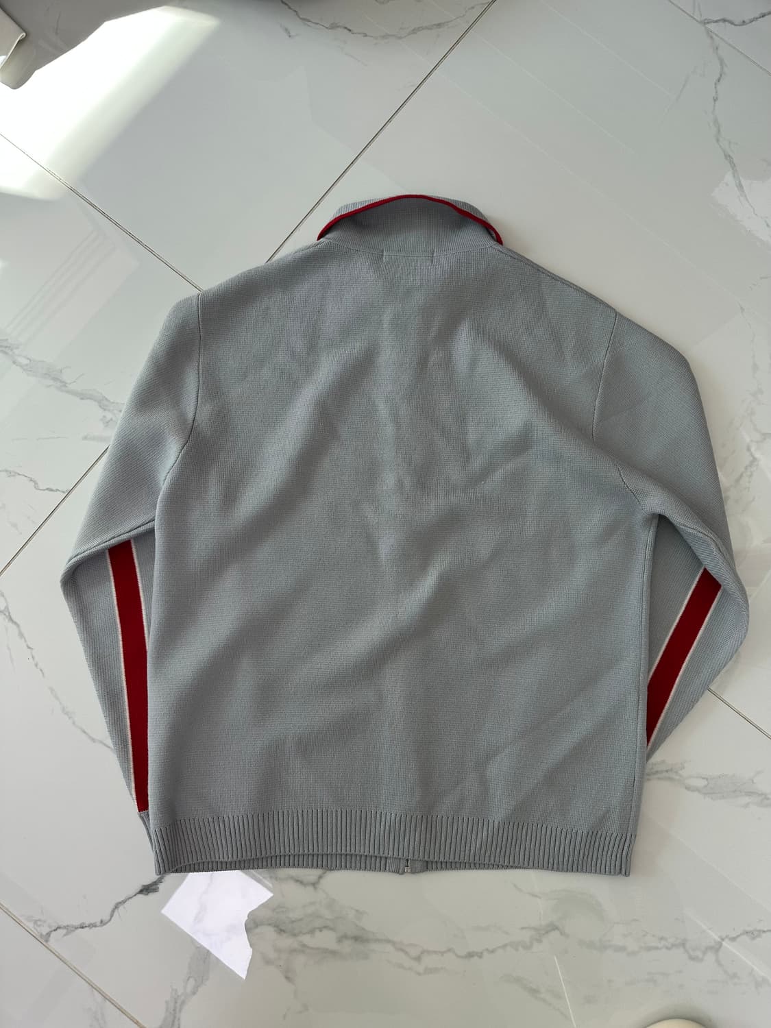 슈프림 스카이블루 니트 집업 상품이미지2