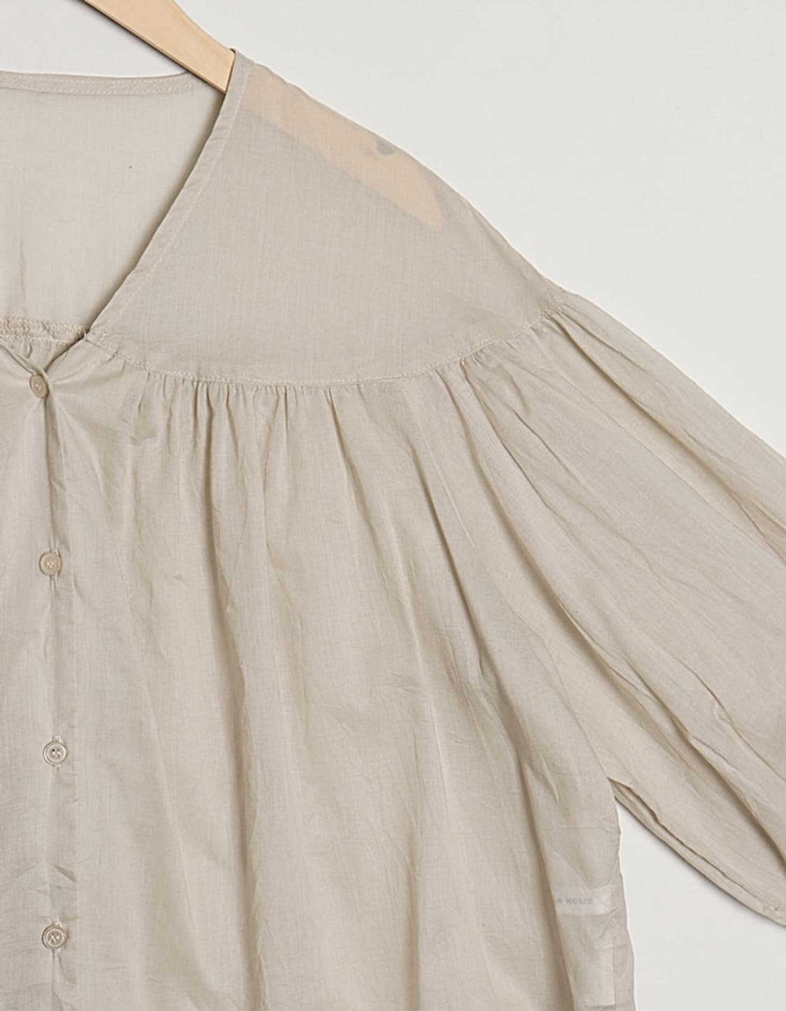 AMERICAN HOLIC Seethrouth Gather Blouse 상품이미지3