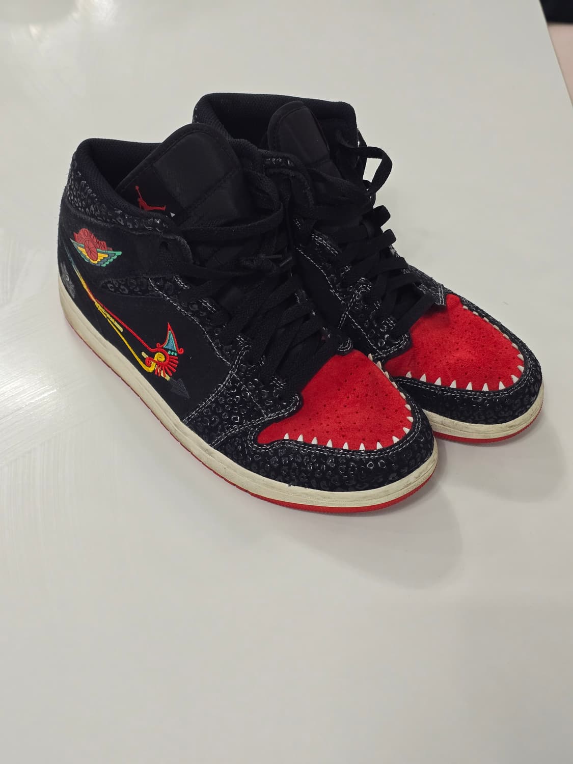 나이키 에어조던 1 미드 - 시엠프레 페밀리아 275 상품이미지2