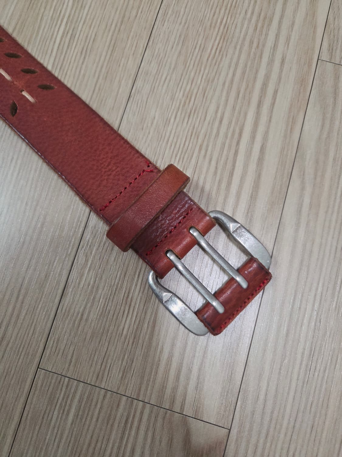 핸드워크 브릭 컬러 레더 펀칭 벨트 상품이미지2