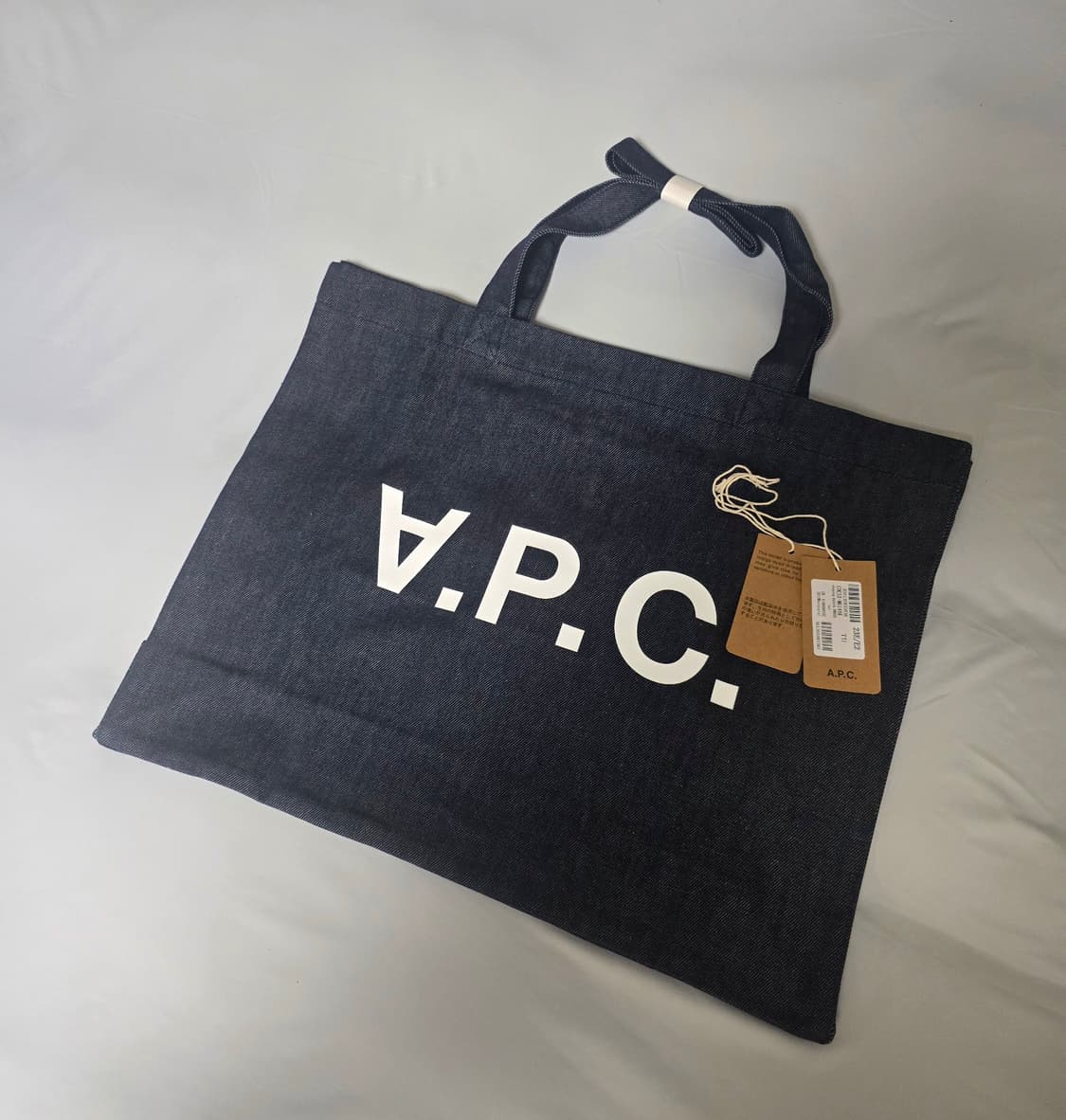 아페쎄 APC
다니엘라 토트백 에코백 가방 상품이미지1