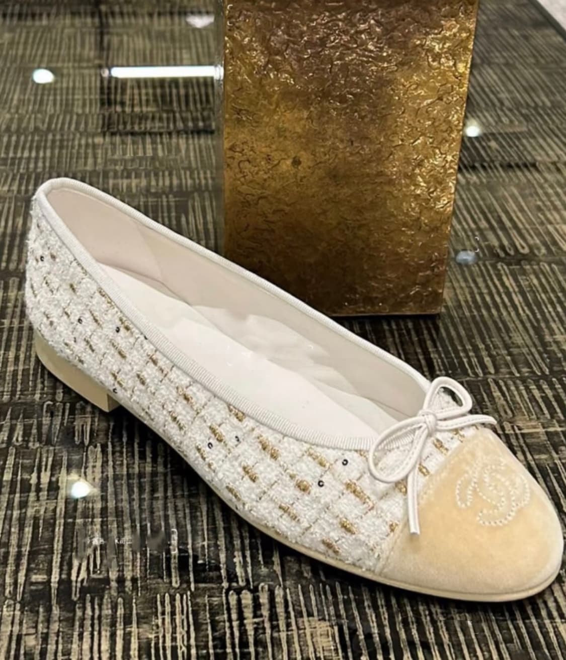 샤넬 화이트 멀티 트위드 발레리나 슈즈 37 사이즈 새상품  상품이미지2