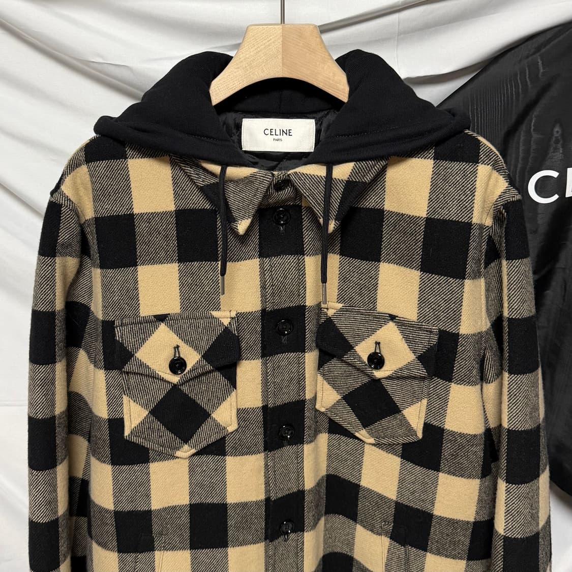 [S+급/50] 셀린느 체크 울 후드 오버셔츠 자켓 베이지 상품이미지4