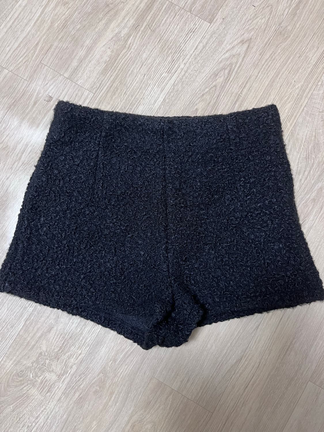 블랙 겨울 숏팬츠 상품이미지2