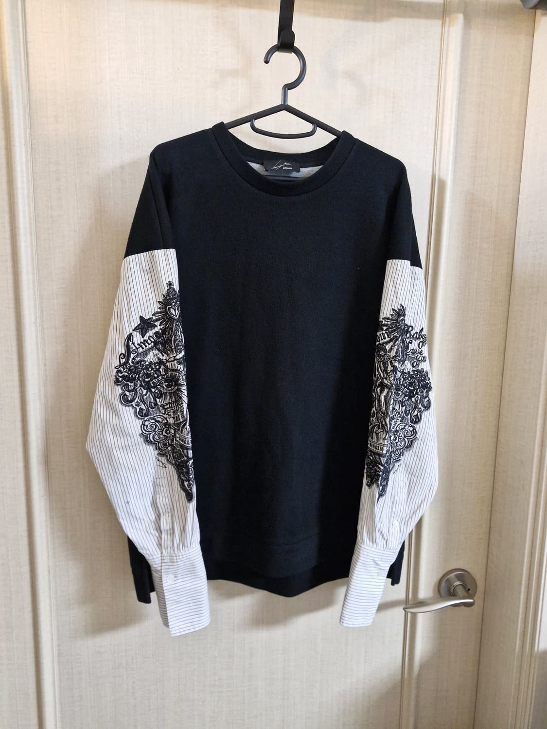 송지오옴므 자수 니트 셔츠 맨투맨 블랙 48 상품이미지1