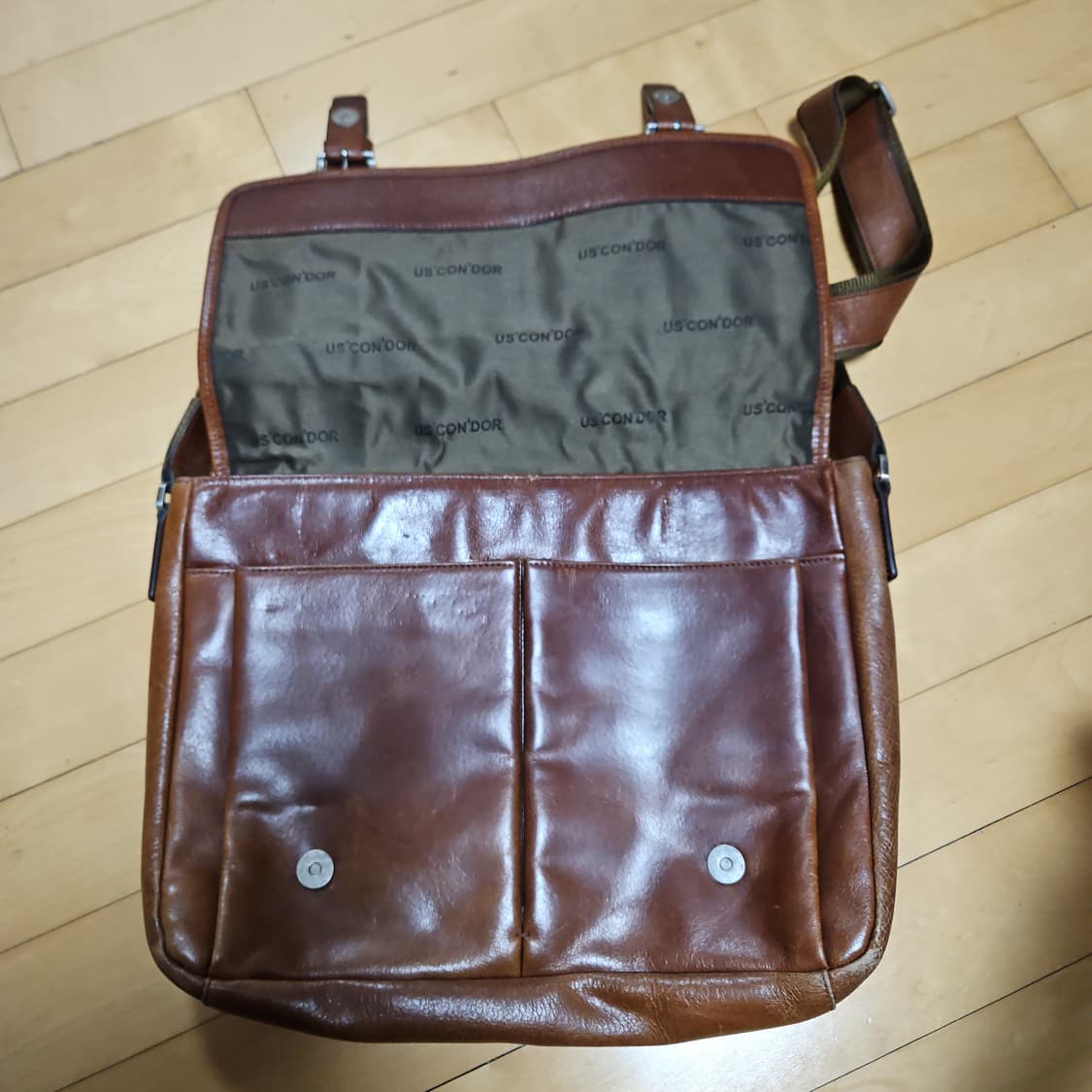 U.S.Condor 가죽 크로스백 상품이미지5