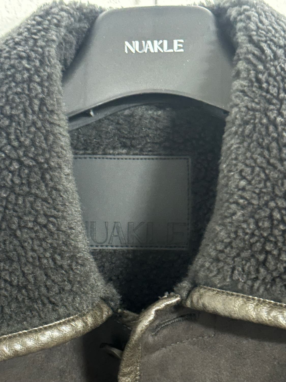 NUAKLE 누아클레 아스펜 시어링 무스탕 차콜 1번 사이즈 상품이미지4