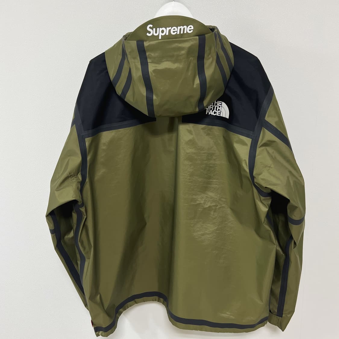슈프림 노스페이스 21SS 서밋 시리즈 아우터 테이프심 자켓 올리브 상품이미지2