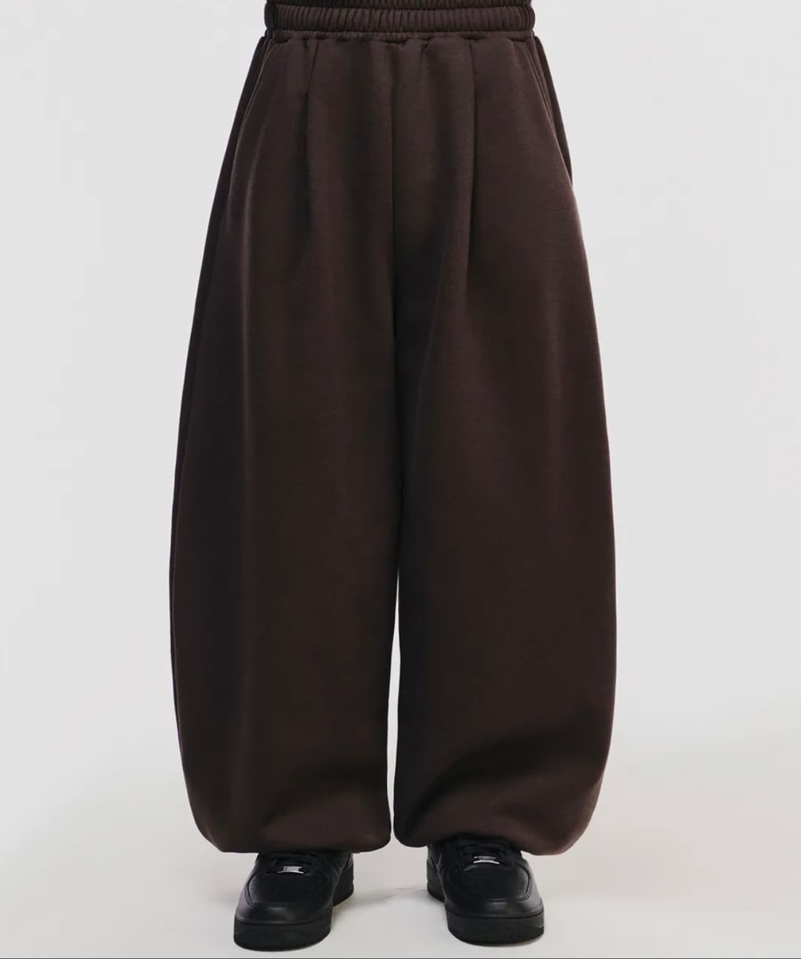 스켈리웩 남녀공용 무신사 기모원단 벌룬핏 스웨트 팬츠[브라운] 트레이닝 상품이미지3