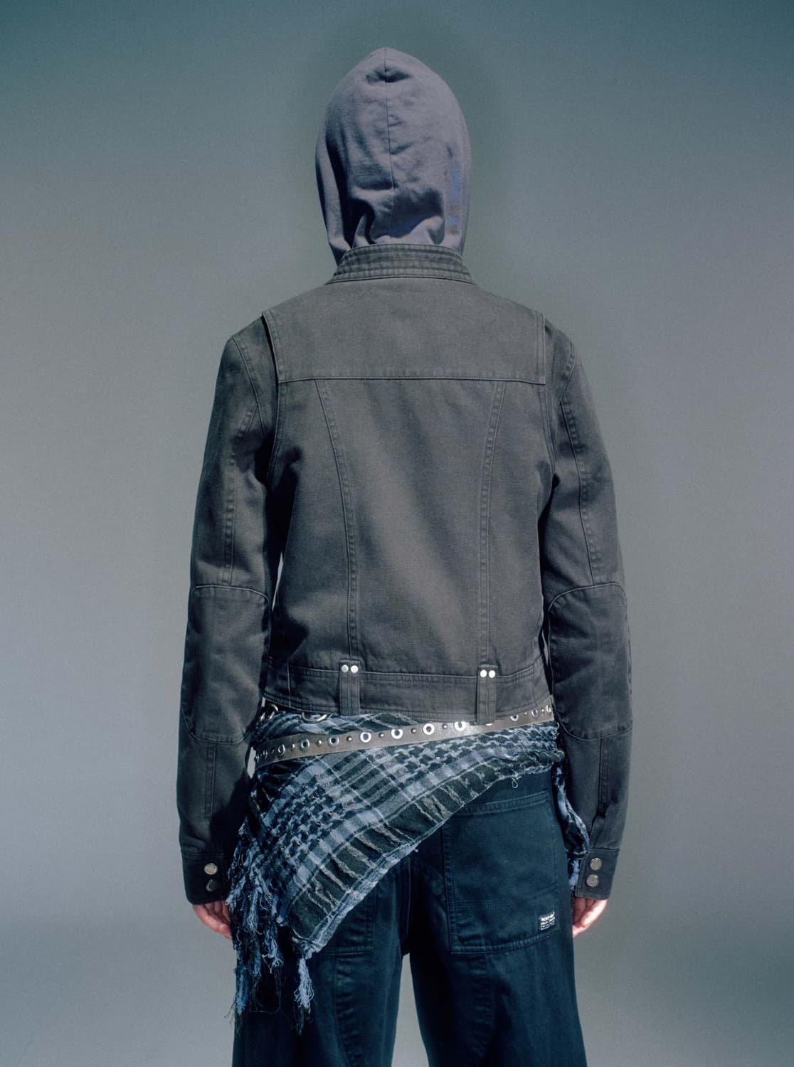 베이컨트 아카이브 우먼 루이스 라이더 아일렛 자켓 차콜 상품이미지2