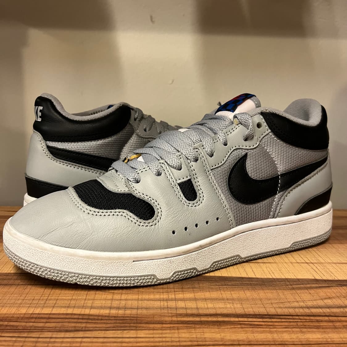 나이키 맥 어택  상품이미지1