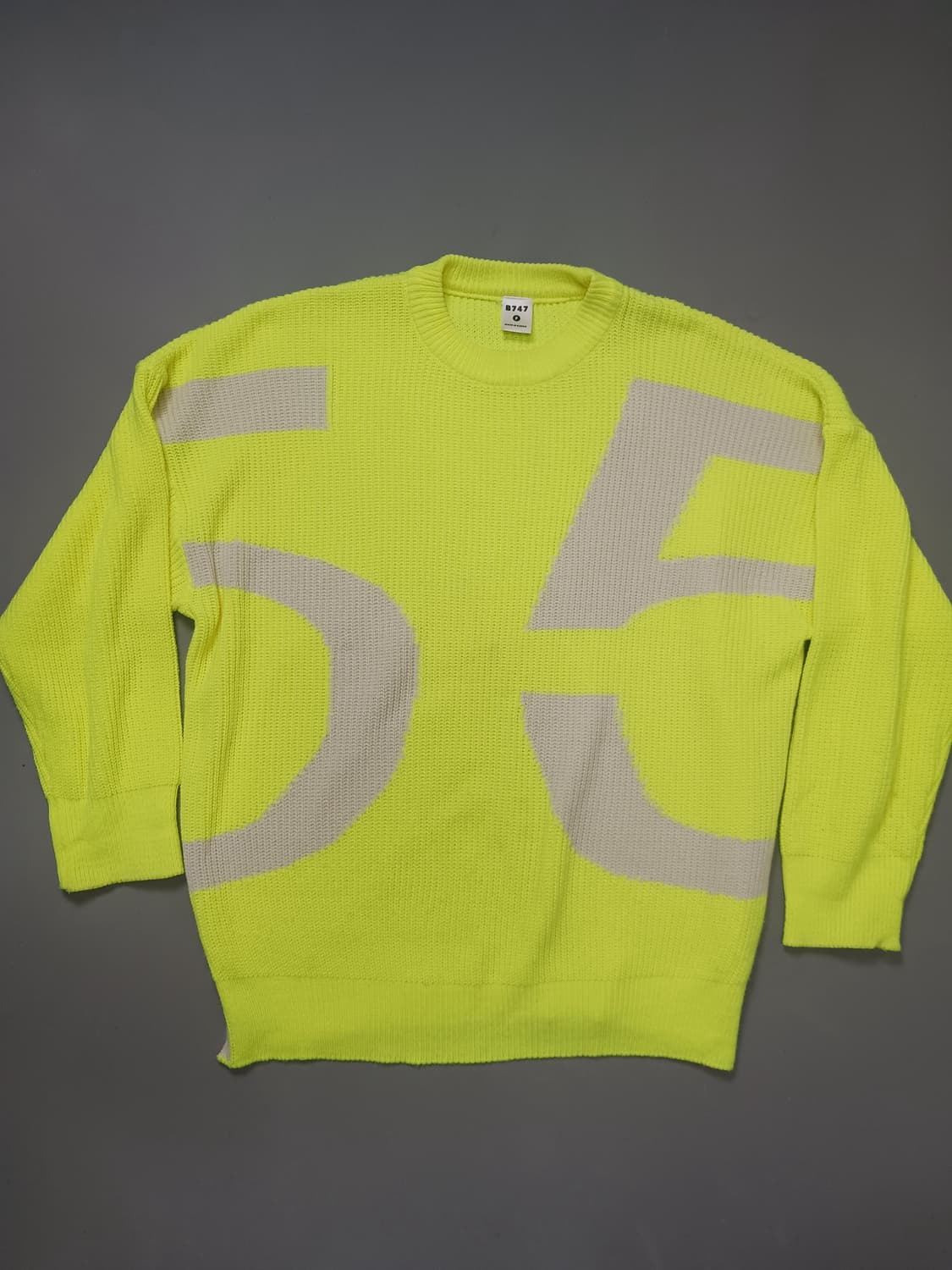 [프리] B747 오버핏 형광 니트 스웨터 상품이미지1