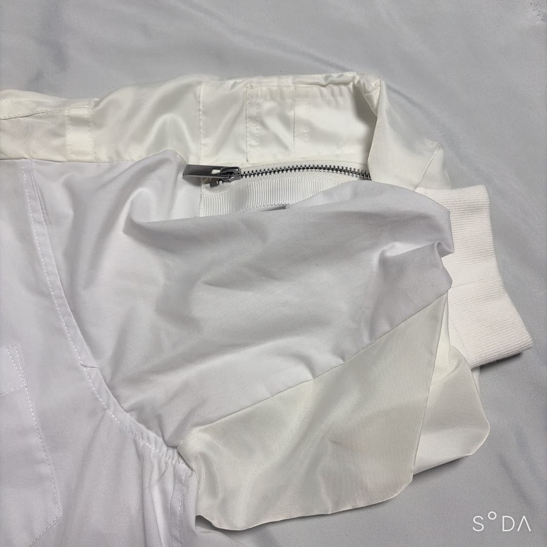 사카이 화이트 반팔 셔츠 2 상품이미지5