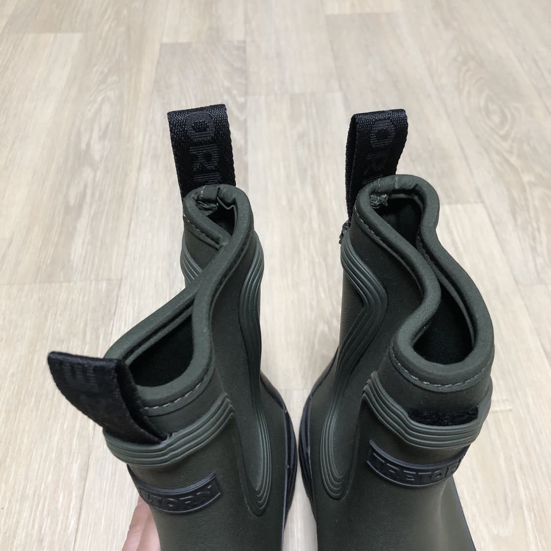 (245) 트레통 X 자라 Tretorn 룰레오 러버 레인 부츠 카키 상품이미지8