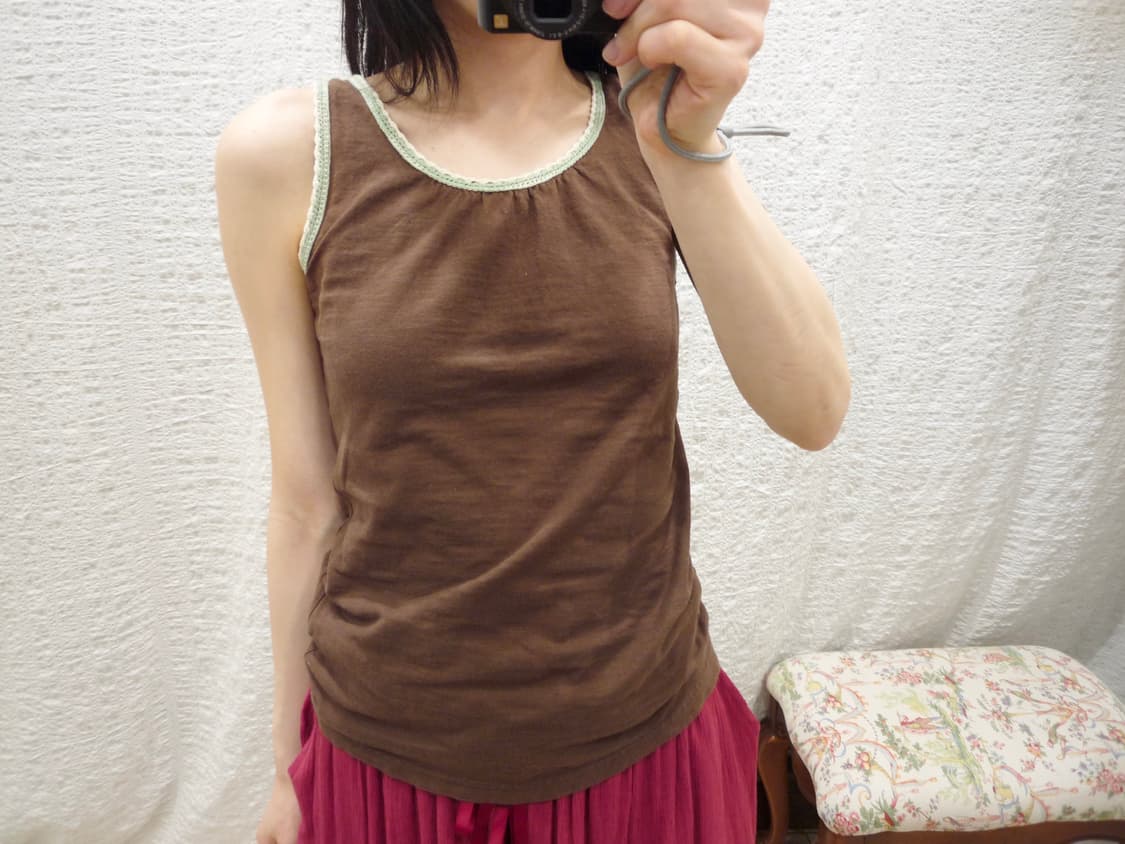 Tree sleeveless 상품이미지1