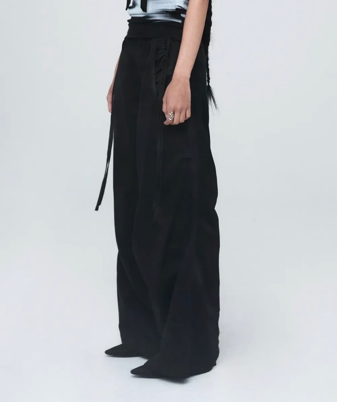 CONSTRICT HOLE WIDE PANTS (UNISEX) BLACK 상품이미지3