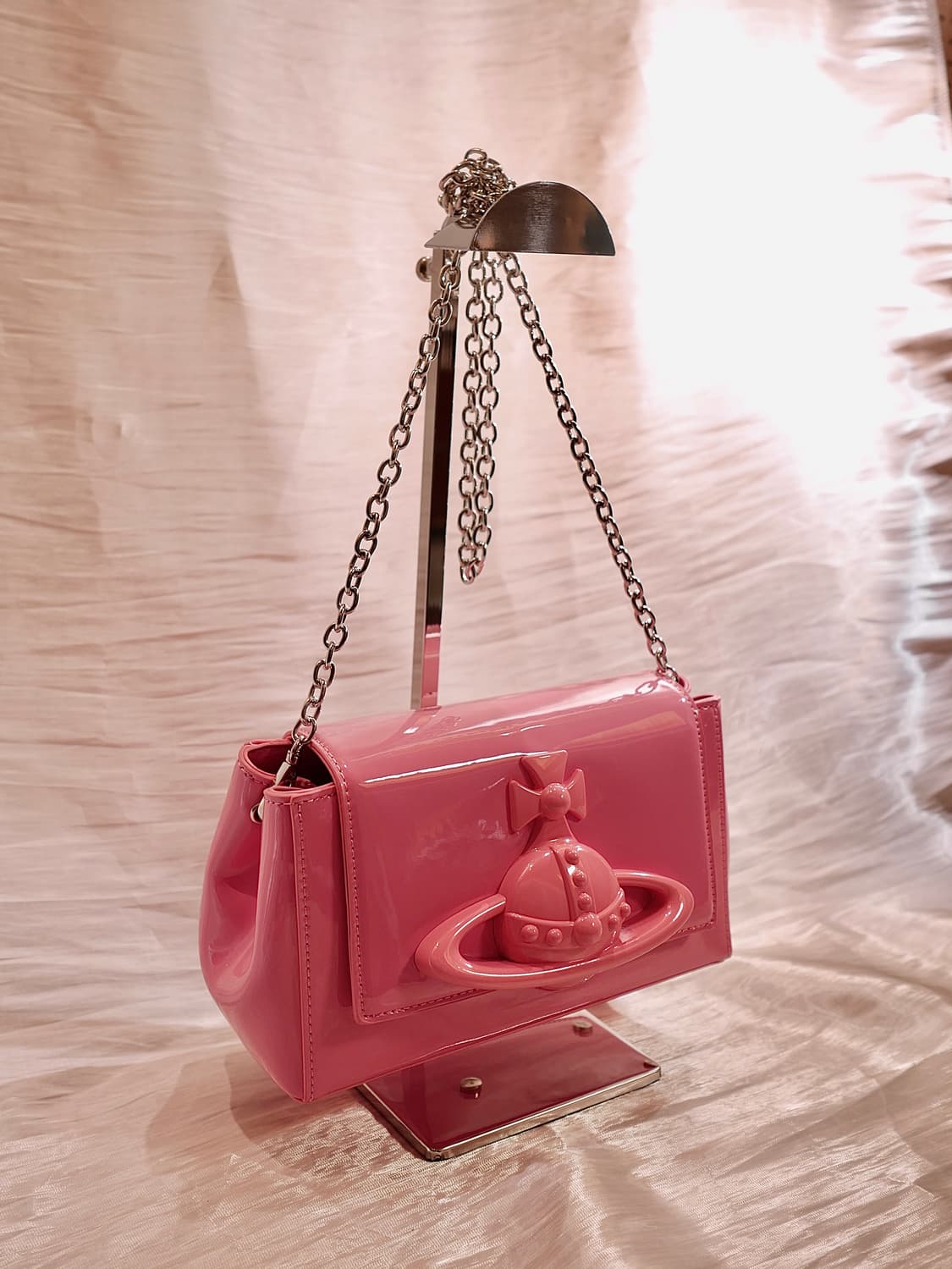 비비안웨스트우드 핑크 헤이즐 미디움 숄더백 상품이미지5
