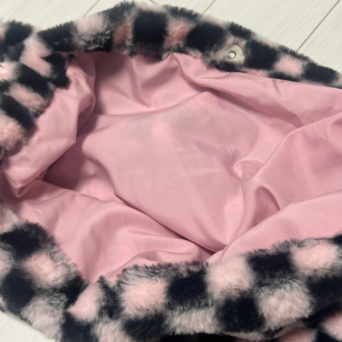 더푸리빌리지 키치 핸드메이드 토트백 포인트 독특한 숄더 체커보드 가방 상품이미지3