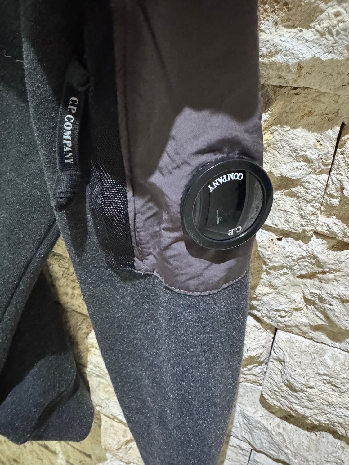 C.P 컴퍼니 맨투맨 S 상품이미지4