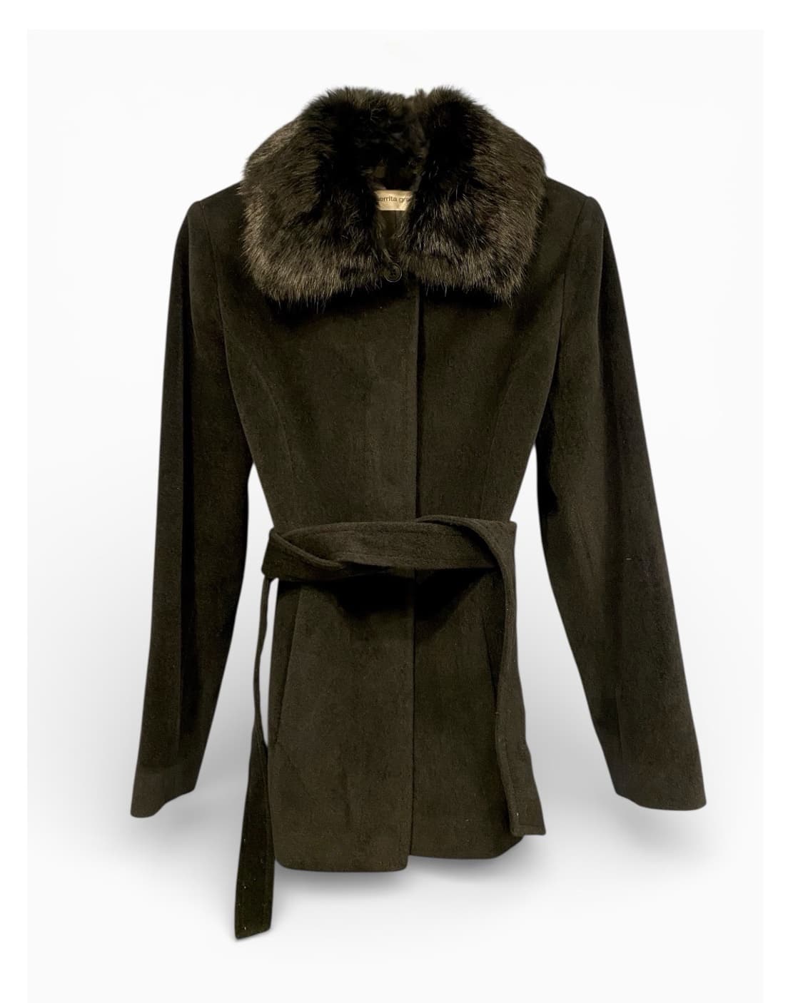 허리 스트랩 카라 퍼 블랙 코트  상품이미지1