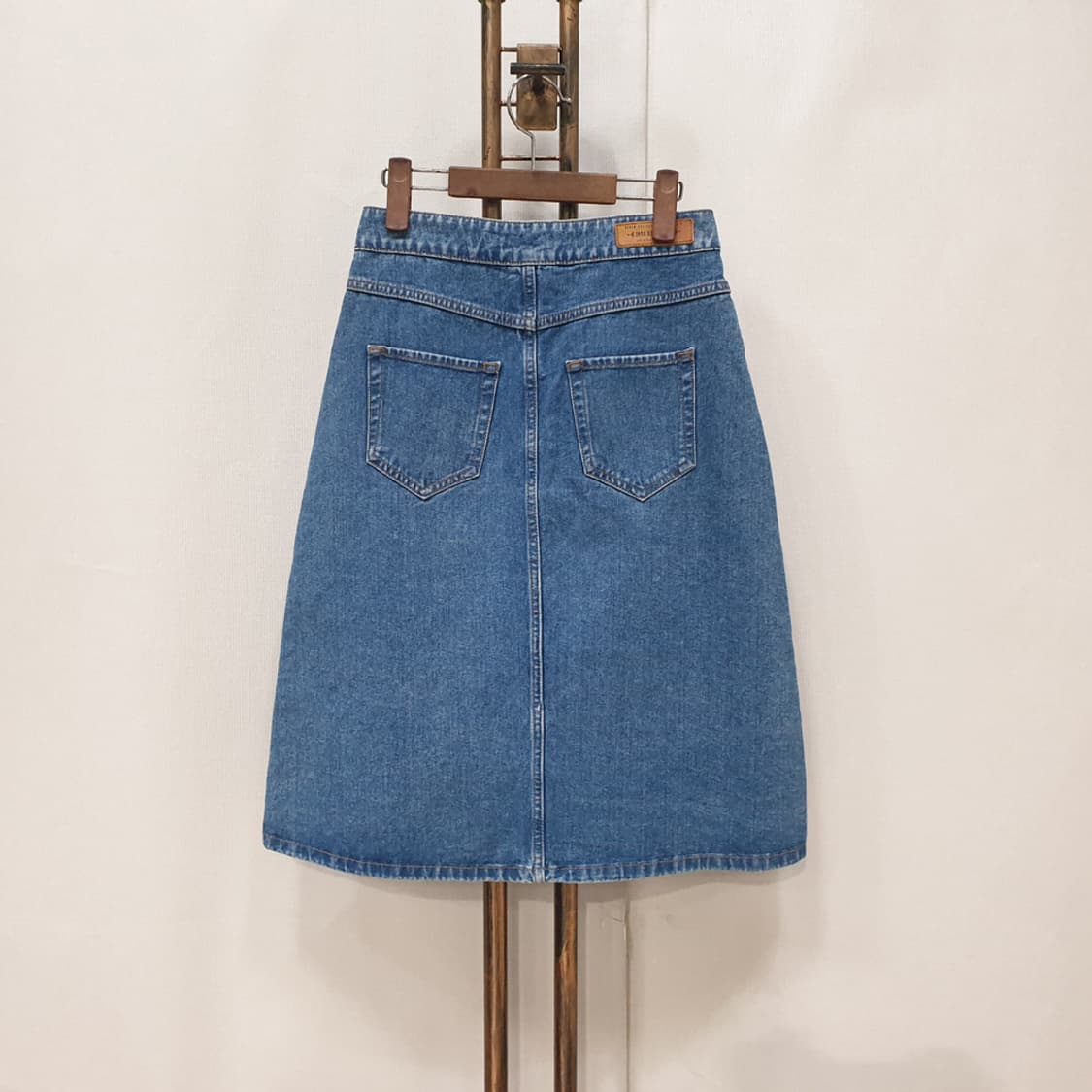 자라 여성 데님 스커트 미디 청치마 S 상품이미지2