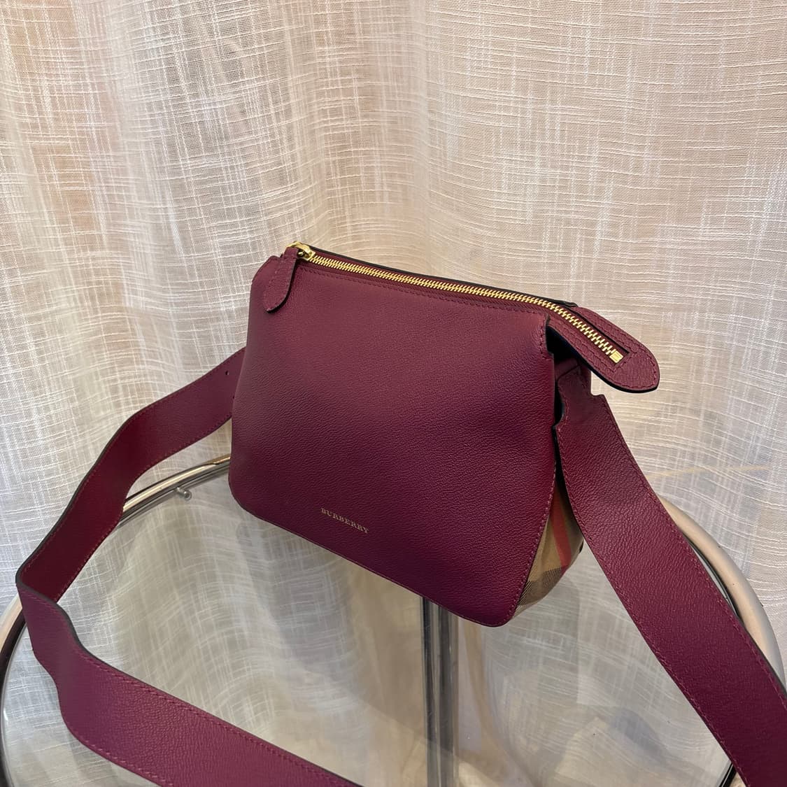 정품 버버리 헴슬리 노바체크 크로스백     상품이미지5