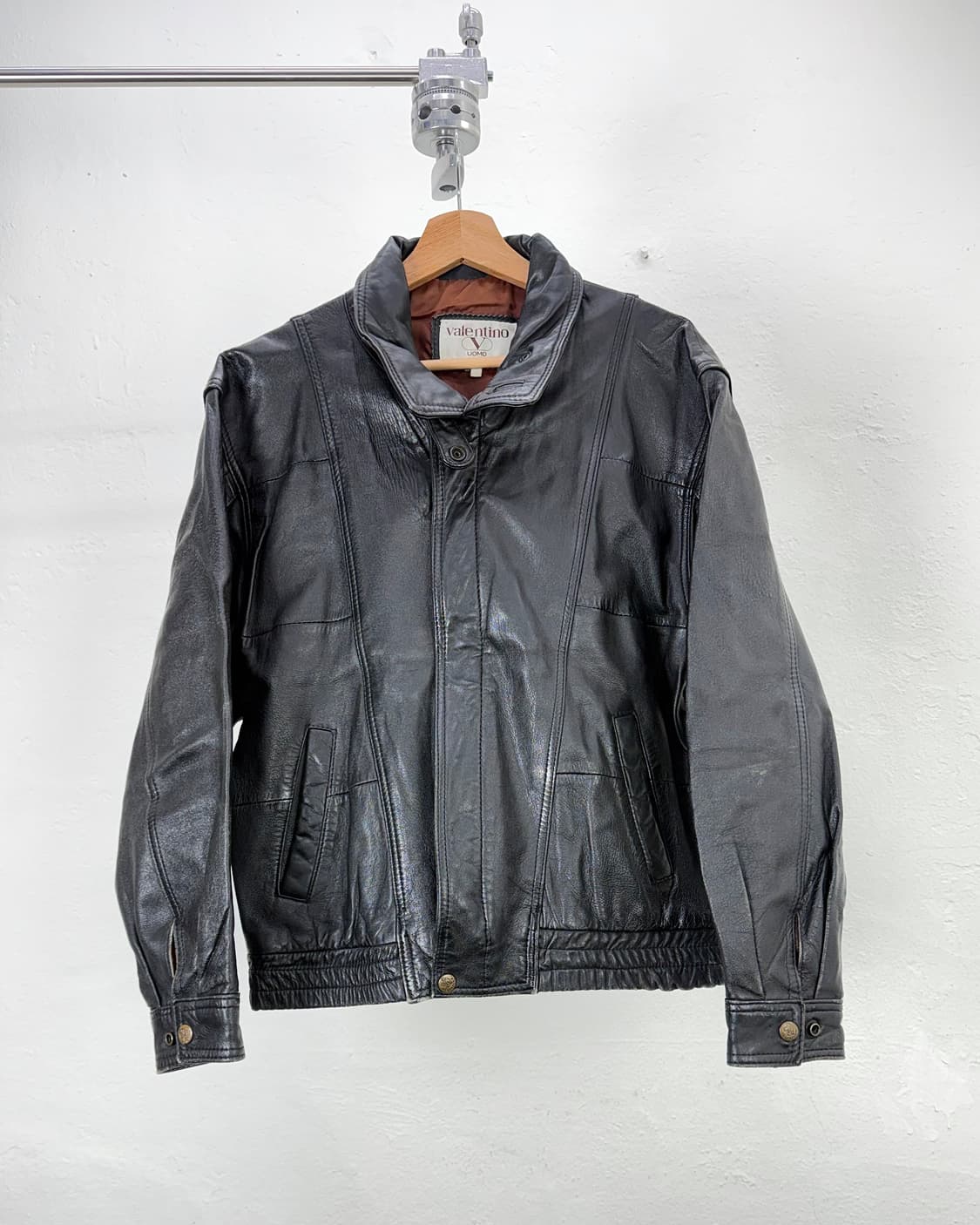 발렌티노 우모 쉽스킨 네크비조 엠보싱 레더 자켓 상품이미지1