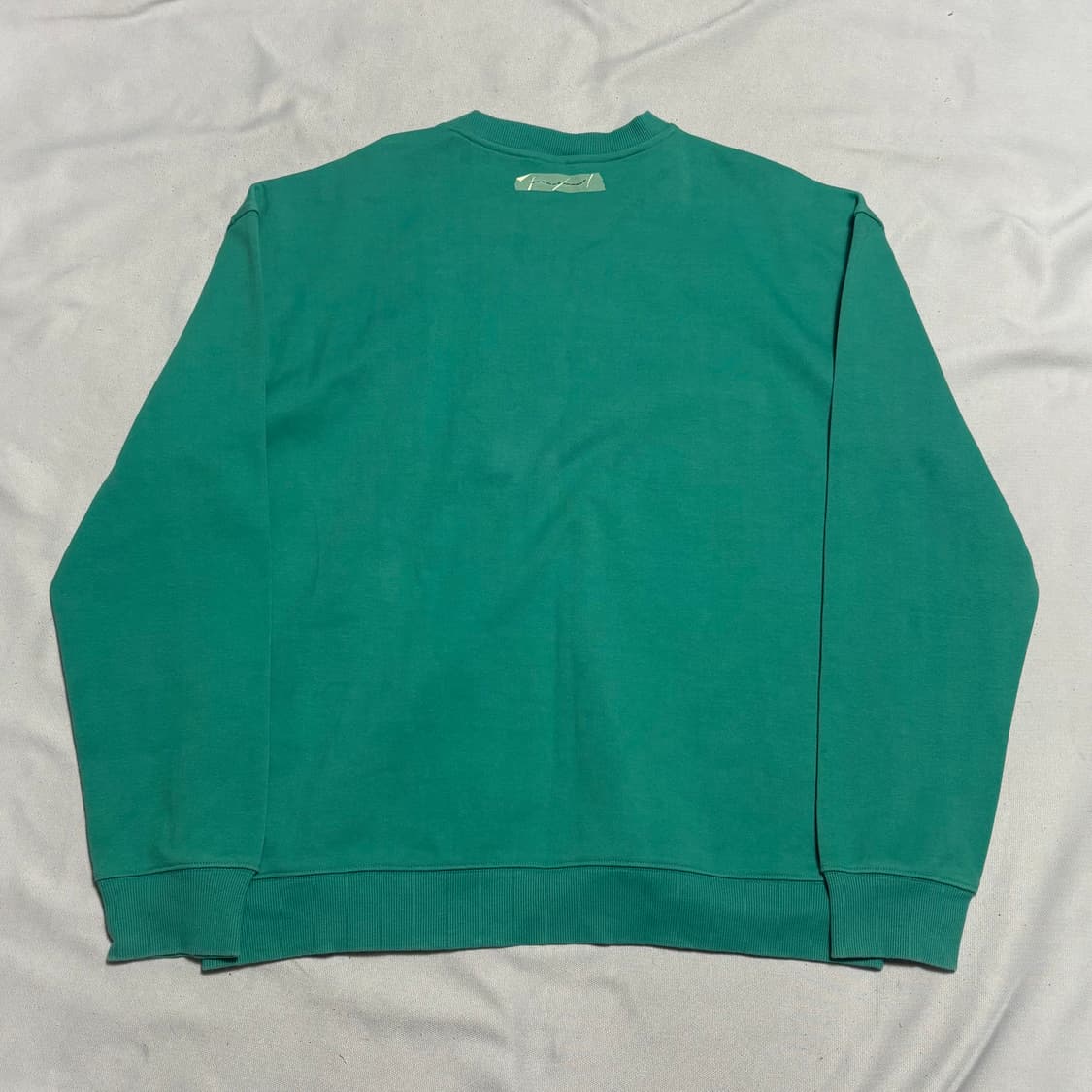 A2 아더에라 그린 맨투맨 상품이미지3