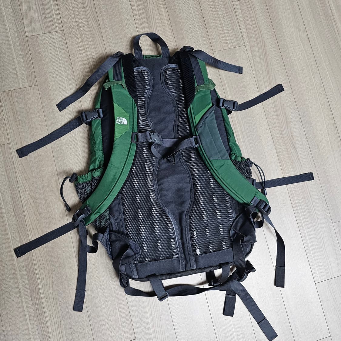 노스페이스 빅샷 가방 백팩 그린 다크그레이 상품이미지3