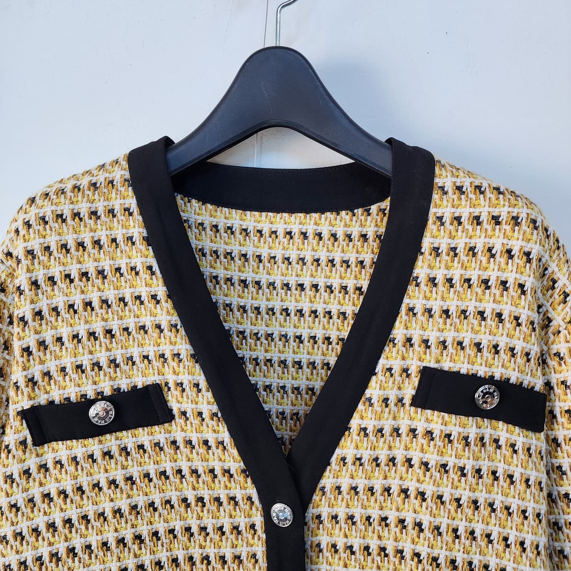 마쥬 트위드 블랙 배색 여성 가디건 상품이미지3