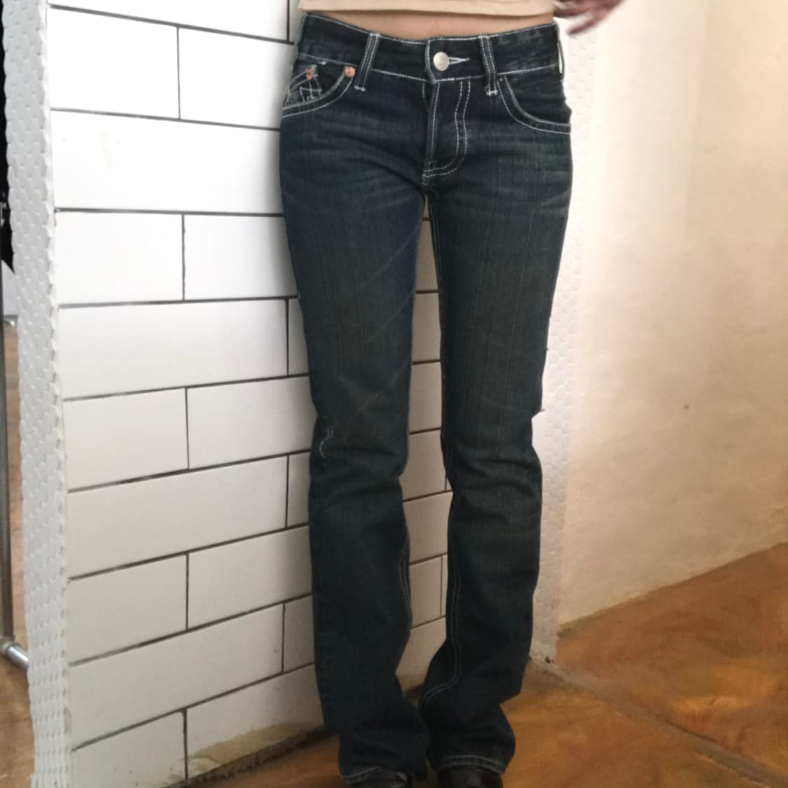 트루릴리젼 시그니처 빅T 부츠컷 데님 상품이미지1