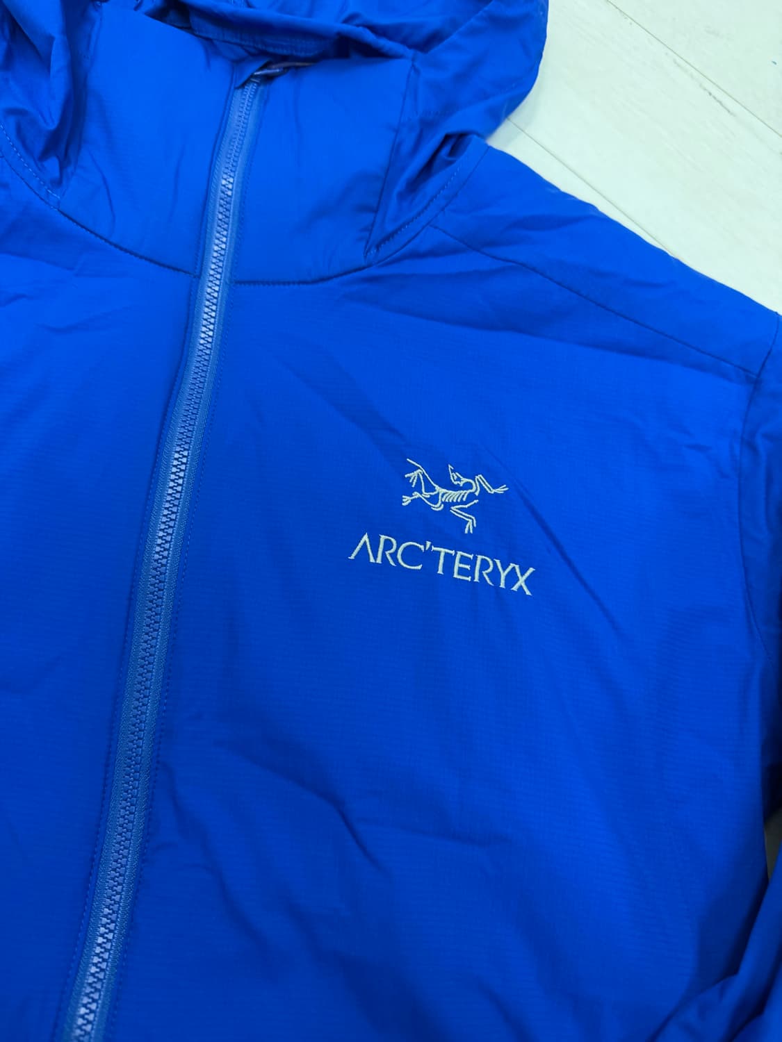 아크테릭스 아톰 SL  M 사이즈   상태 9.2/10  크림에서 36만 상품이미지4