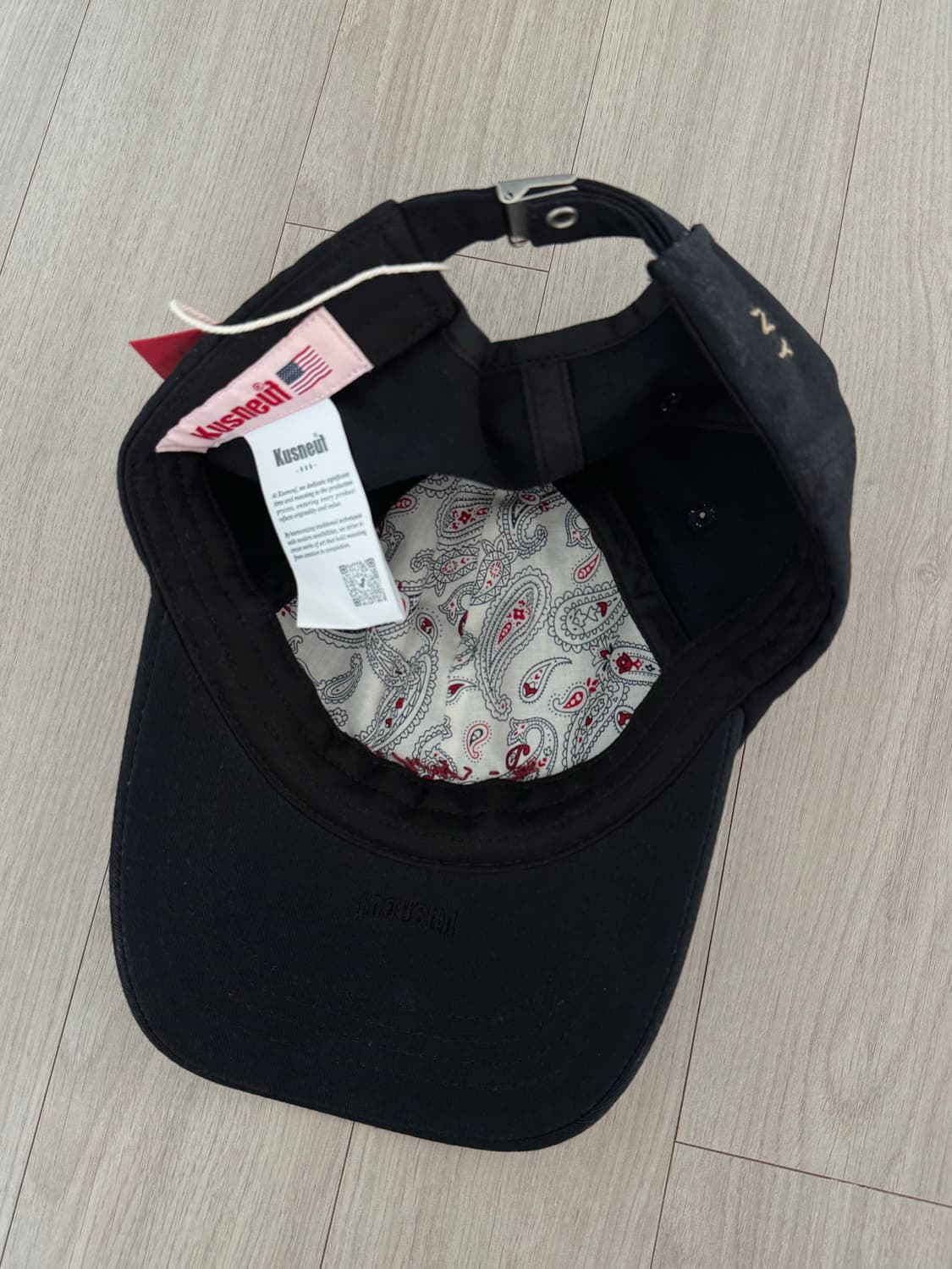 KUSNEUF Hand Stitch Logo Cap [Black] 상품이미지3