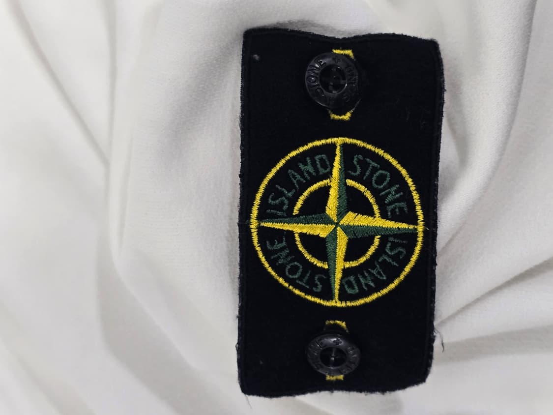 스톤아일랜드 화이트 기모 맨투맨(110) 상품이미지4