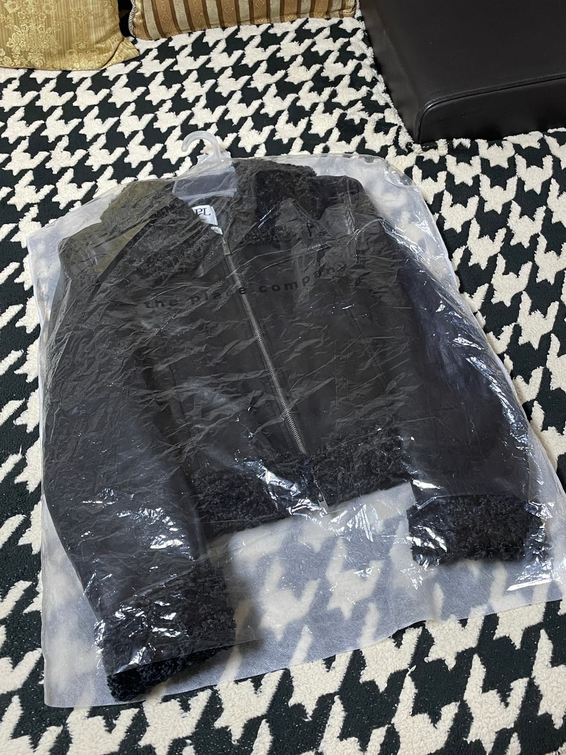 (완전새제품)플레이스스튜디오 우먼 숏레더무스탕 상품이미지7